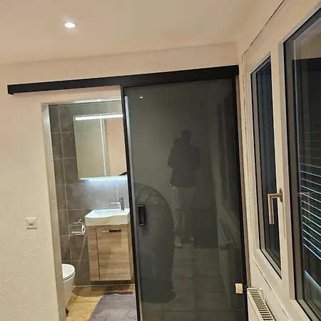 Belle Privative A Vallorbe, Max 2 Voyageurs ואלורבה